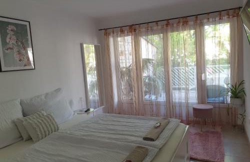 Balatonalmadi Apartment | Simay Apartman