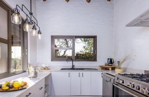 Thorny Bush Game Reserve Cottage | Simbavati Mvubu