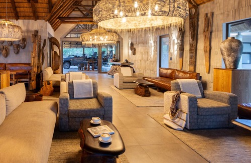 Thorny Bush Game Reserve Cabin | Simbavati Waterside