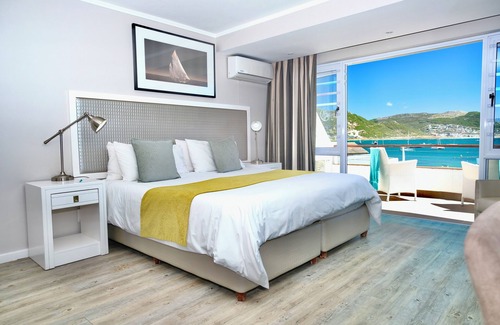 Simon's Town Hotel | Simon's Town Quayside Hotel