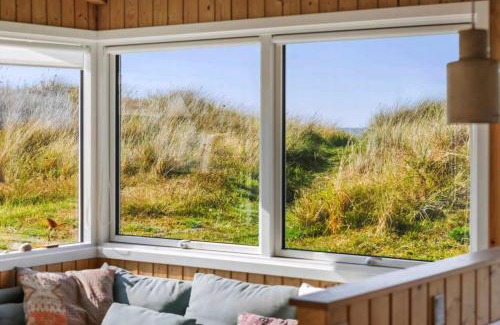 Nykobing Sjaelland House | Simple Summer Living In Magical Setting