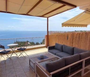 Mavrovouni Apartment | Simply Meraki Gytheian apt with Panoramic Sea View