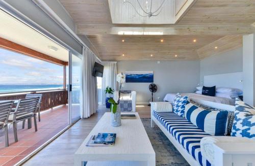 Keurboomstrand Cabin | Singing Kettle Beach Lodge