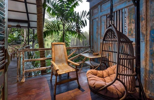 Beraban Villa | Singing River Front Villa