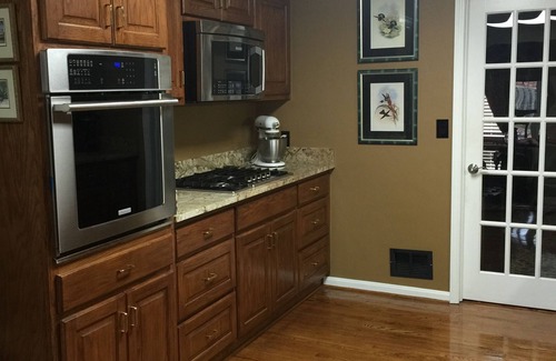 North Augusta House | Single Family 3 bedroom 3.5 bath with inground pool and pool house.