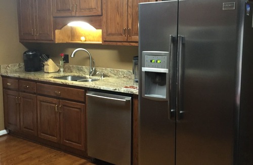 North Augusta House | Single Family 3 bedroom 3.5 bath with inground pool and pool house.