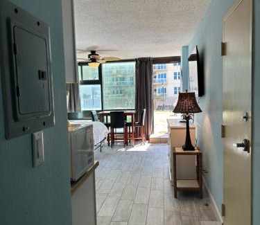 Daytona Beach Apartment | Single or Double Beach Studio Oceanfront Pool & Tiki
