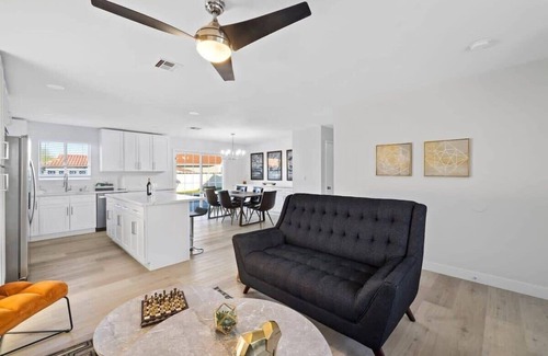 Henderson House | Single-Story 3BR w/Pool, Hot Tub, Firepit & Grill