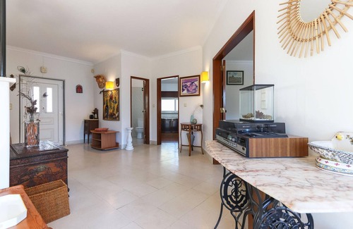 Sintra Villa | Sintra Classic Villa by Homing