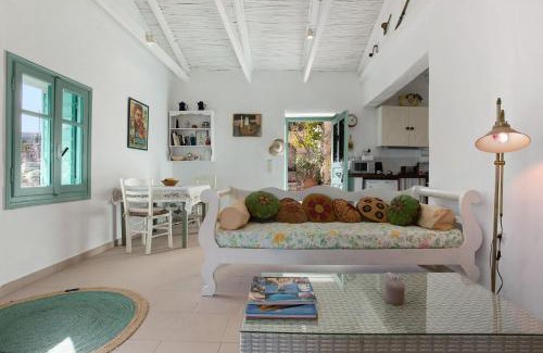 Korithi House | Sira Stonehouse l
