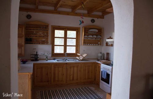 Kamari House | Siskosplace