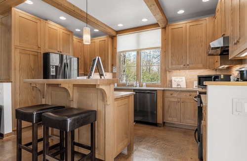 Ephraim House | Sister bay Private Home for Rental- Fire Pit and Yard games