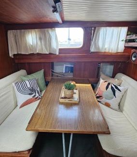 Faro Boat Rental | SISU 1 - Boat House