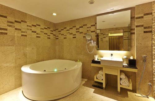 Gulshan Hotel | Six Seasons Hotel