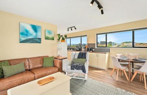 Dolphin Sands House | Six-Ten Shores