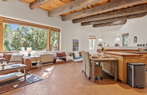 Northeast Santa Fe House | Ski Discounts! Upscale Home In North Hills
