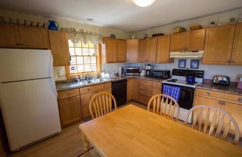 Sunday River Area Ski Chalet | Ski Haus - German Style Chalet in Newry Maine. Close to hiking, skiing and XC