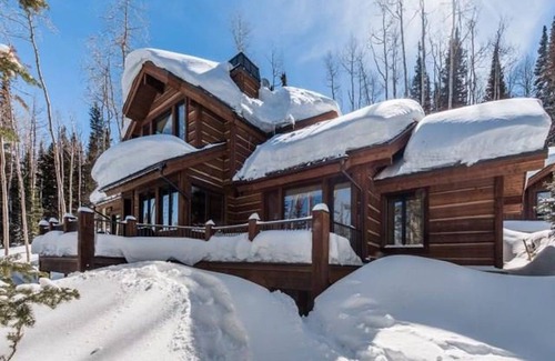 Park City House | Ski-in/Ski-out Chalet at lift 9900 and Peak 5