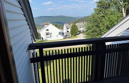 Central Vermont- Killington Condo | Ski in-Ski Out Condominium Killington 3 Bed 2 Bath