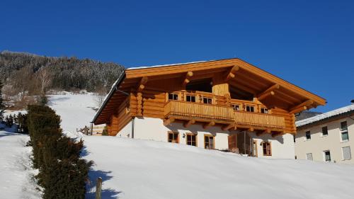 Zell am See Ski Chalet | Ski-N-Lake Chalet One