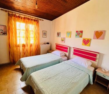 Skiathos Town Apartment | Skiathos Country Studios