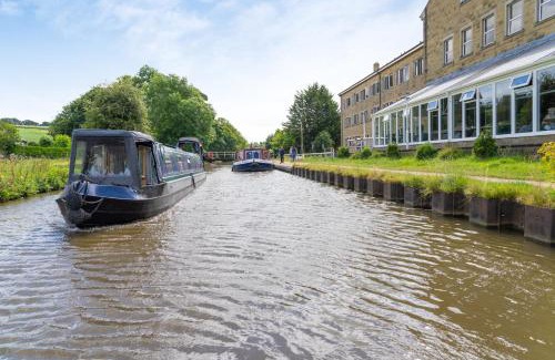 Skipton Hotel | Skipton Hotel - formerly known as Hotel Rendezvous-Skipton