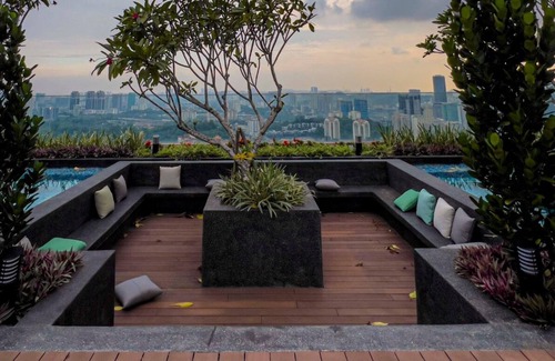Brickfields Apartment | Sky Pool Suites KL Sentral -Riveria City
