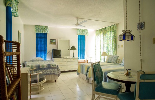 Montego Bay Hotel | Sky View Beach Studio - Montego Bay Club