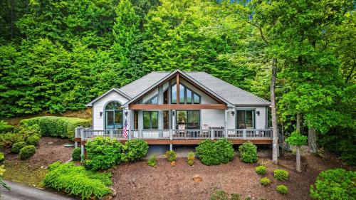 Whittier House | Sky View - Luxury Mountain Golf Home
