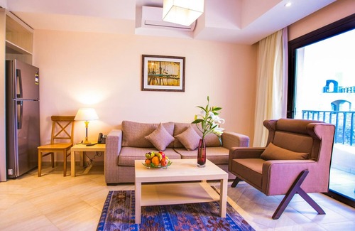 Dahar Apartment | Sky View Suites Hotel