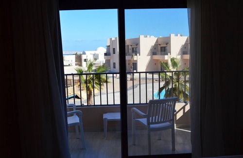 Dahar Apartment | Sky View Suites Hotel