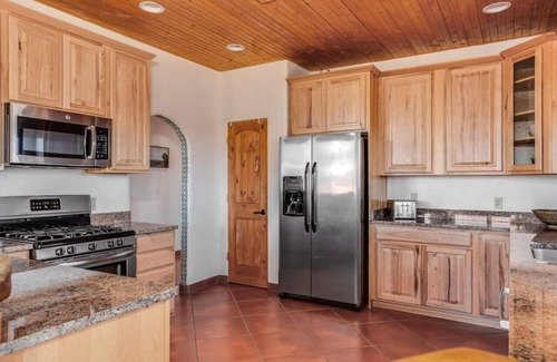 Ranchos De Taos House | Skydancer - Desert Dream - 3 Bed - 1 Great Room - 2 Bath