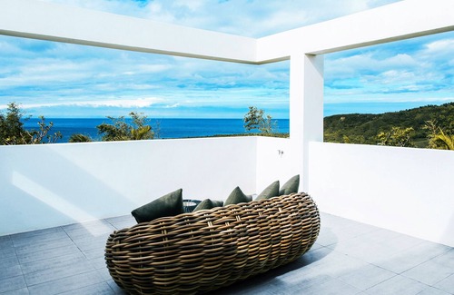 White Sand Beach Bed & Breakfast | SkyeBay Club
