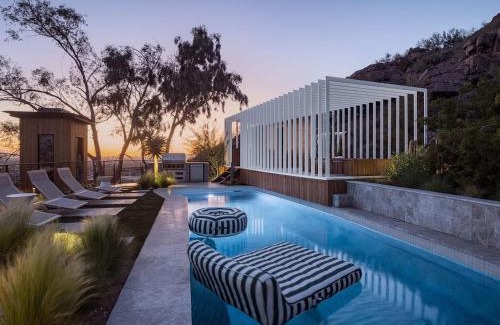 Copeland Hill House | Skyeview - Award-winning Mountaintop Oasis