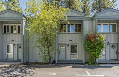 Lake Forest Condo | Skylandia Escape by Tahoe Mountain Properties