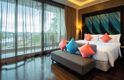 Patong Hotel | SKYVIEW Resort Phuket Patong Beach