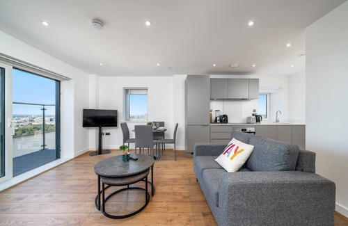Woolwich Riverside Apartment | Skyvillion 2 Bed Apt London Excel O2 Arena