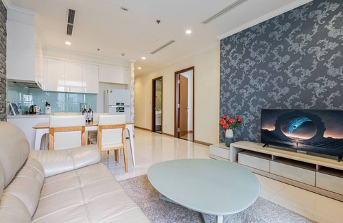 Hang Xanh Apartment | Skyway Apartments Luxury - At Vinhome Central Park, Binh Thanh