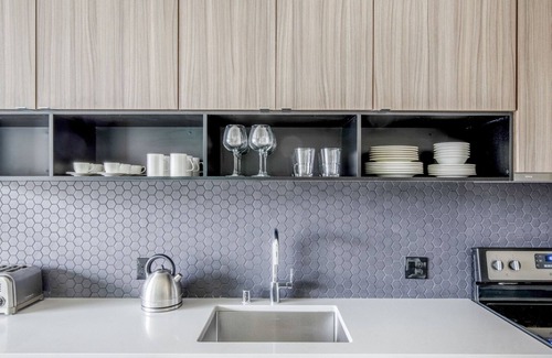 Yesler Terrace Apartment | Sleek First Hill 1BR w/Gym, BBQ & Lounge, nr soccer field, by Blueground