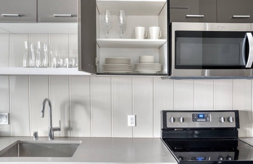 Yesler Terrace Apartment | Sleek First Hill Jr 1BR w/Gym, Lounge & Rooftop, nr Park, by Blueground