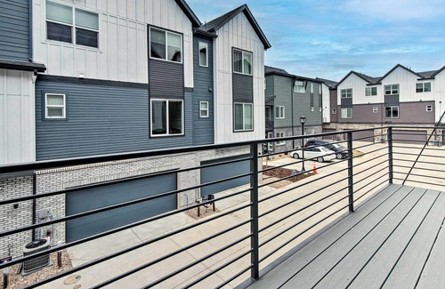 Wheat Ridge House | Sleek & Modern Townhome: Steps to Light Rail!