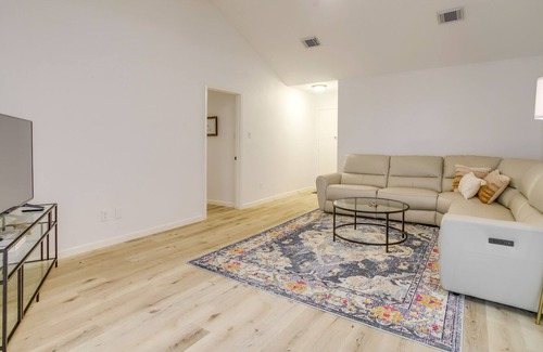 Spring Shadows House | Sleek & Spacious Houston Home w/ Patio & Yard!