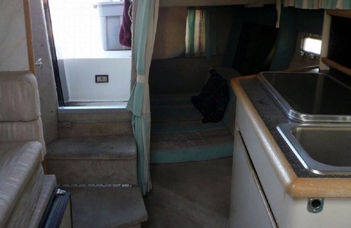 Portland Cabin | Sleep in the cabin and cruise the Rideau Canal