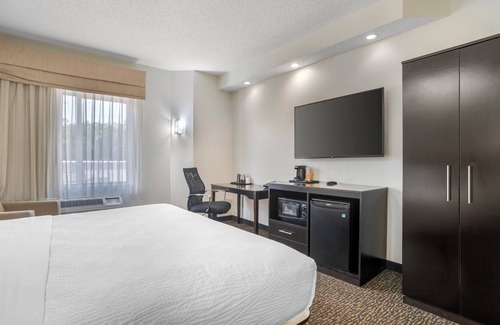 Concord Hotel | Sleep Inn & Suites at Concord Mills