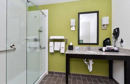 Gulfport Hotel | Sleep Inn & Suites Gulfport