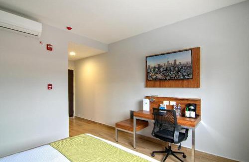 La Joya Hotel | Sleep Inn Tijuana