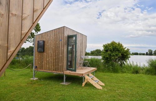 Suderstapel House | Sleep Space 2 - Green Tiny Spot Eider