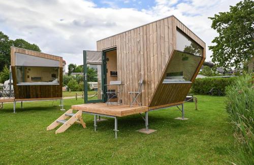 Suderstapel House | Sleep Space 2 - Green Tiny Spot Eider