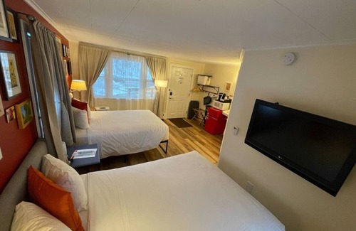 Woodstock Hotel | Sleep Woodstock Mobility Impaired Accessible Suite