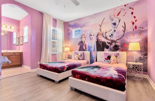 Loughman House | Sleeps 14 Heated Pool + Lazy River + Game Room